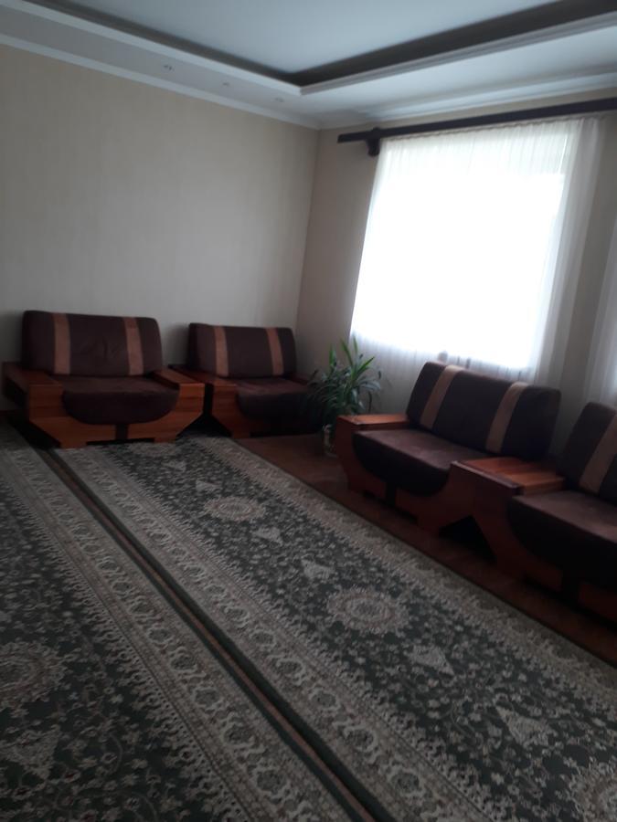 Uyut Hotel Chernigov Exterior foto